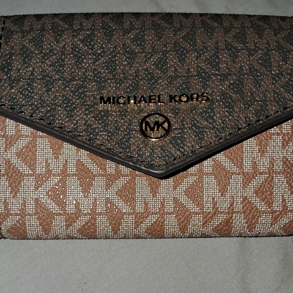 Michael Kors Black and Tan Signature Wallet